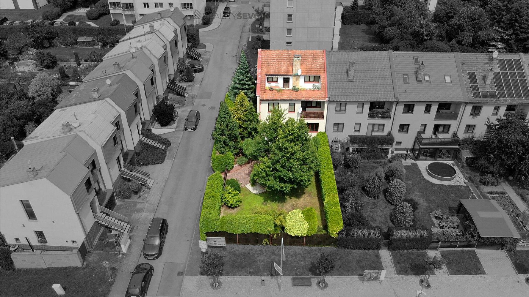 Rodinné domy, Hluboká nad Vltavou, okres České Budějovice, Jihočeský kraj, 338 m² - 2