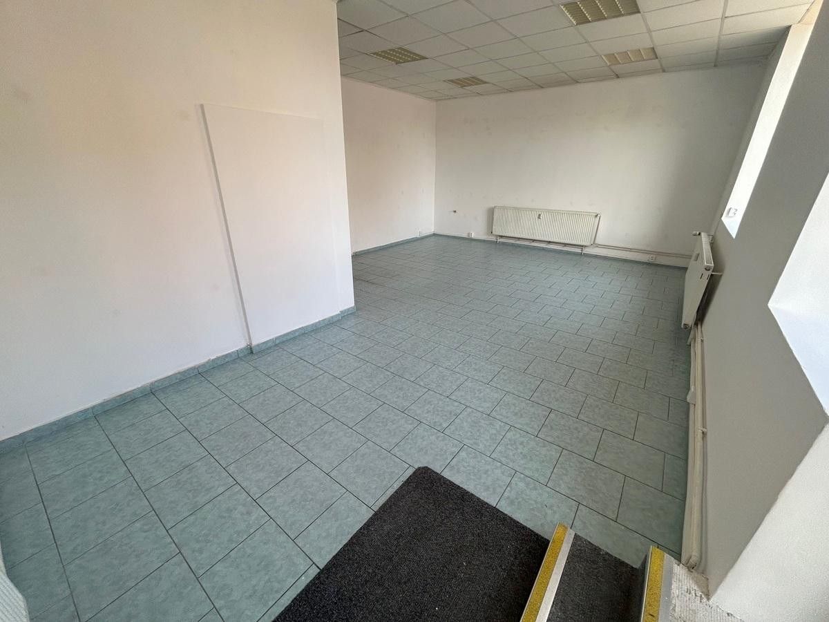 Pronájem obchodní prostory - V olšinách, Praha, 41 m²