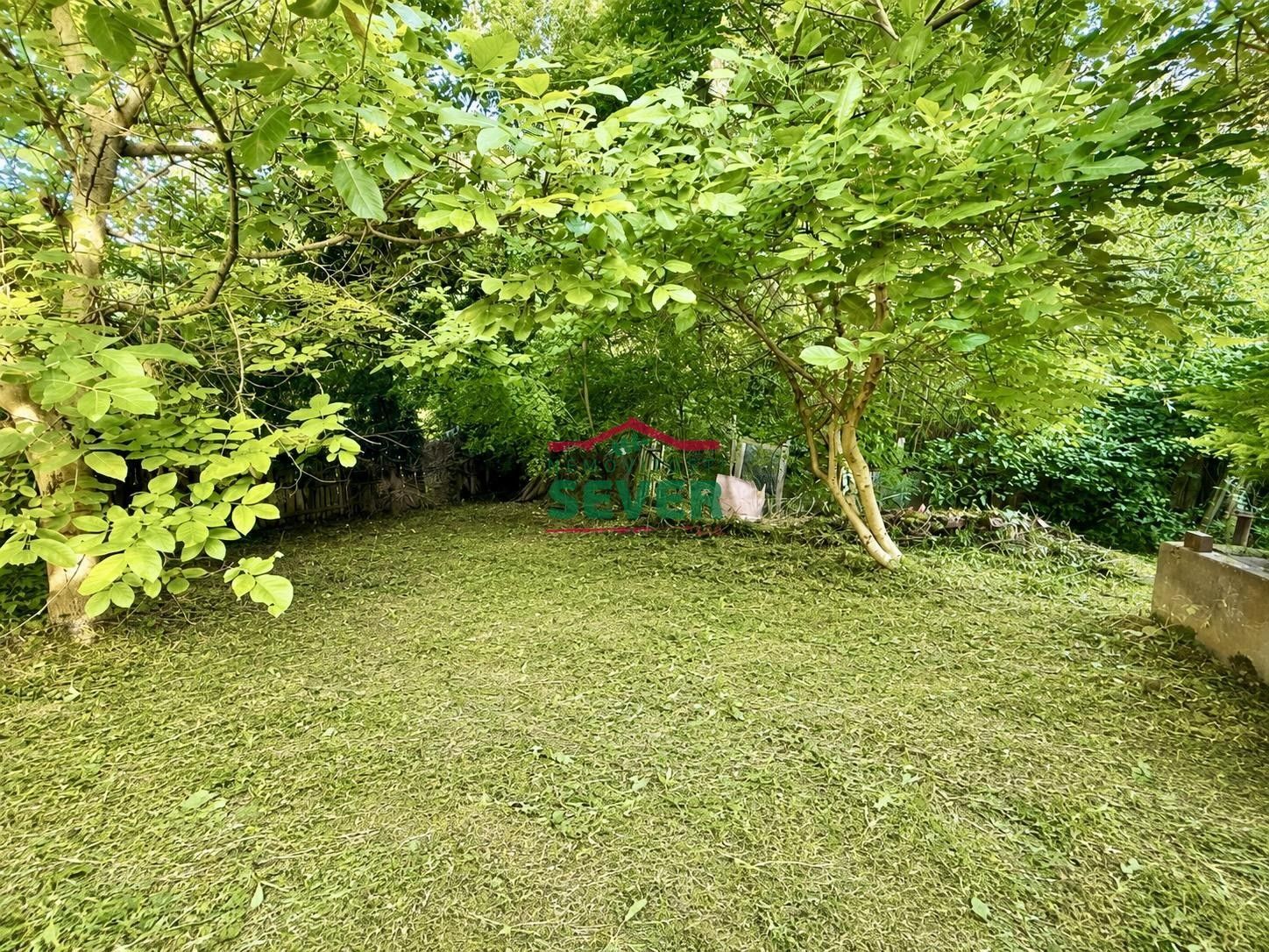 Zahrady, Želenice, 1 186 m² - 2