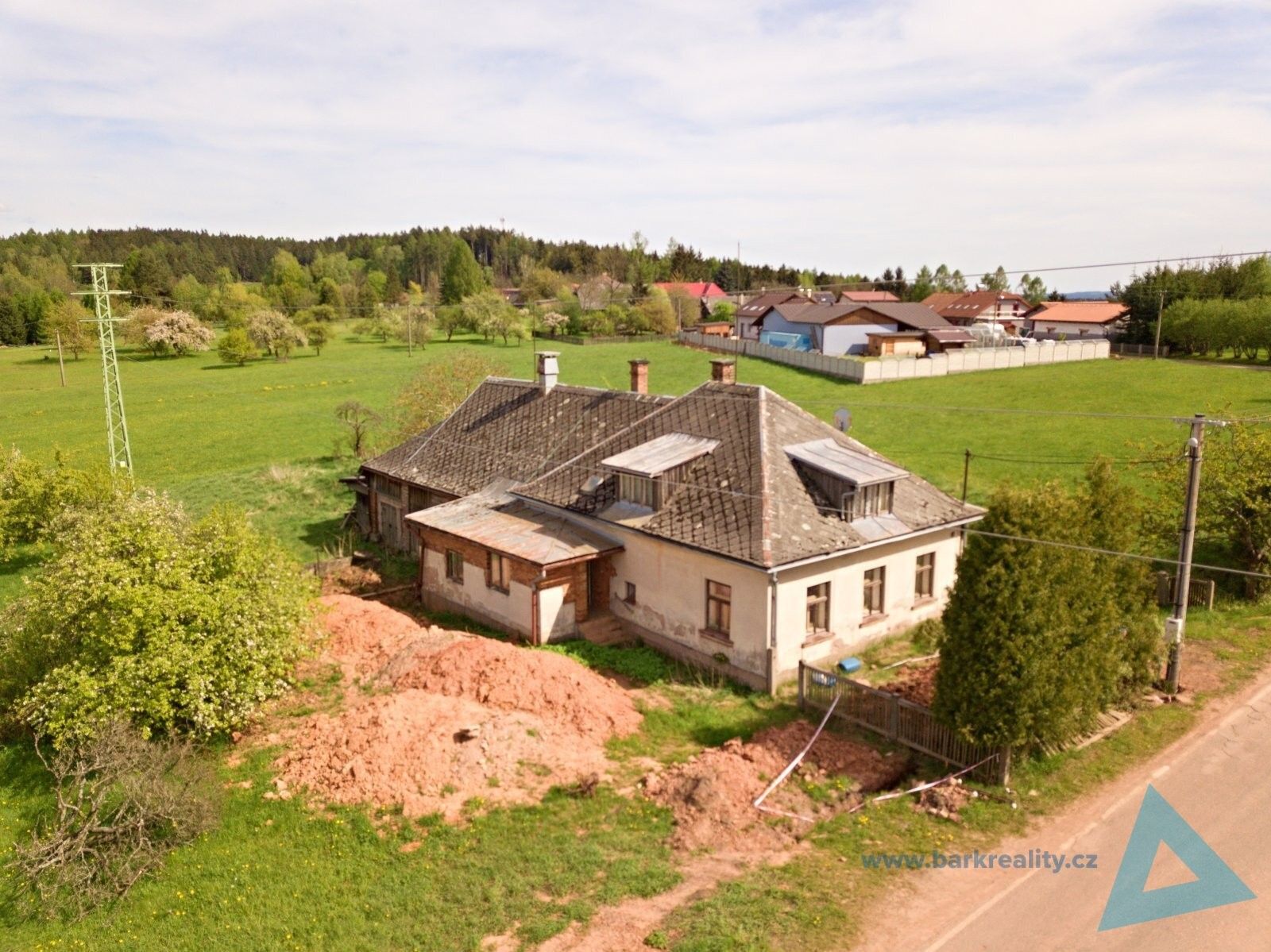 Rodinné domy, Heřmanice, Nová Paka, 182 m²