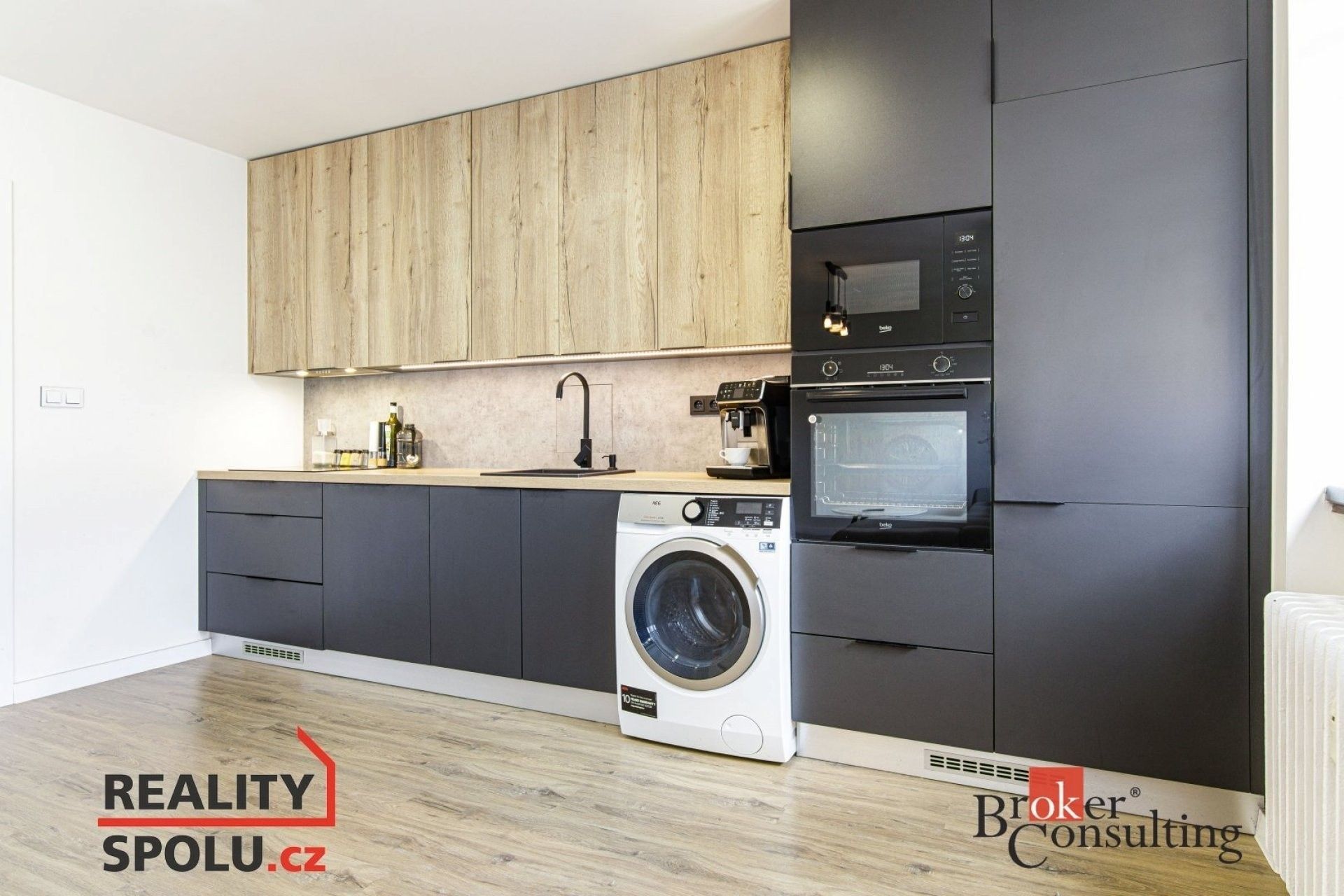 Pronájem byt 2+kk - Hany Kvapilové, Opava, 59 m²