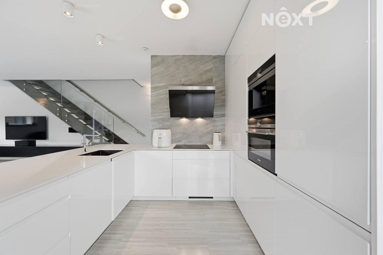 Prodej rodinný dům - Jenštejn, okres Praha-východ, Středočeský kraj, 141 m² - 5