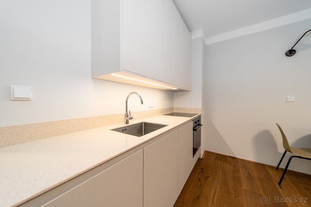 Prodej byt - Jablonec nad Jizerou, 512 43