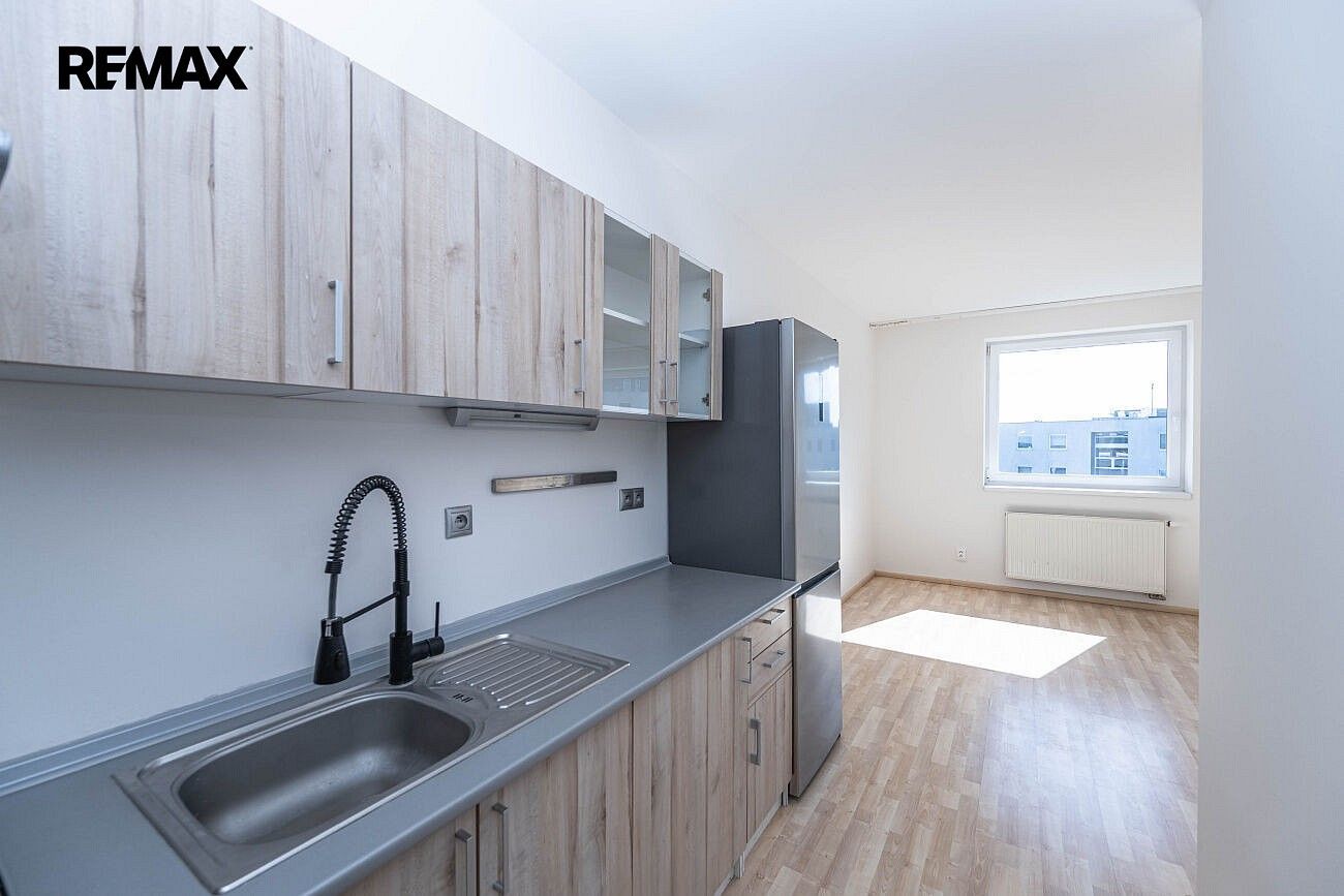 Byt 1+kk · 37 m² · Šedova, Praha 9 - Černý Most - 3
