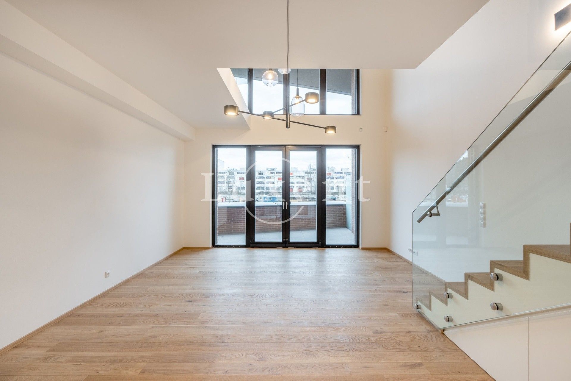 2+kk, Jankovcova, Praha, 73 m²