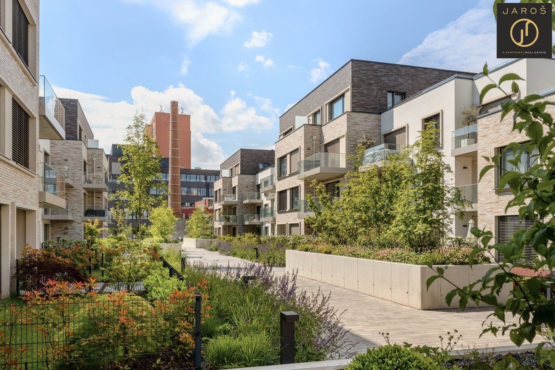 4+kk, U průhonu, Praha Holešovice, 106 m² - 1