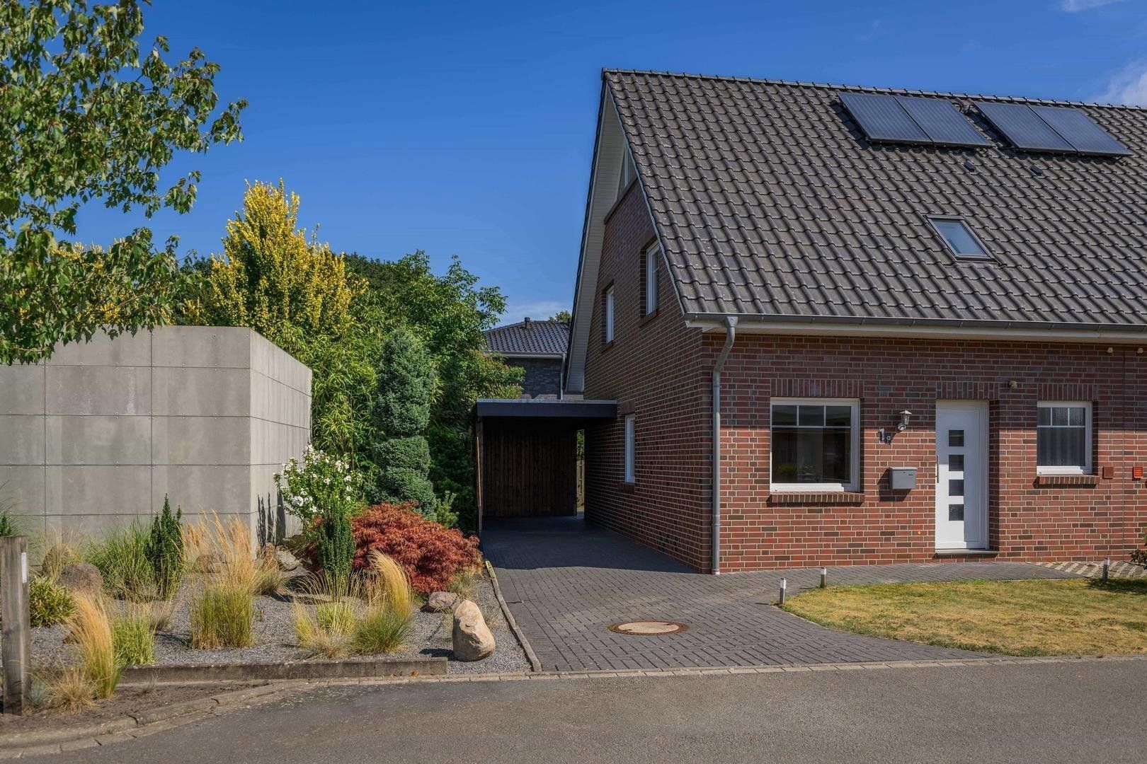Rodinné domy, Bienenweg 1a, , Dolní Sasko, 115 m² - 1
