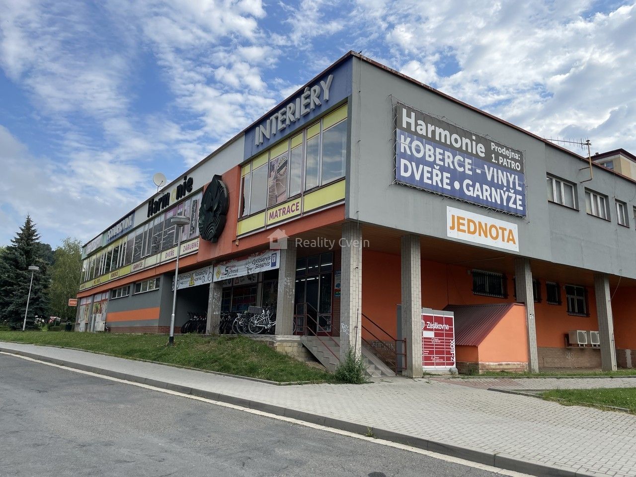 Prodej komerční - Sychrov, Vsetín, 1 057 m²