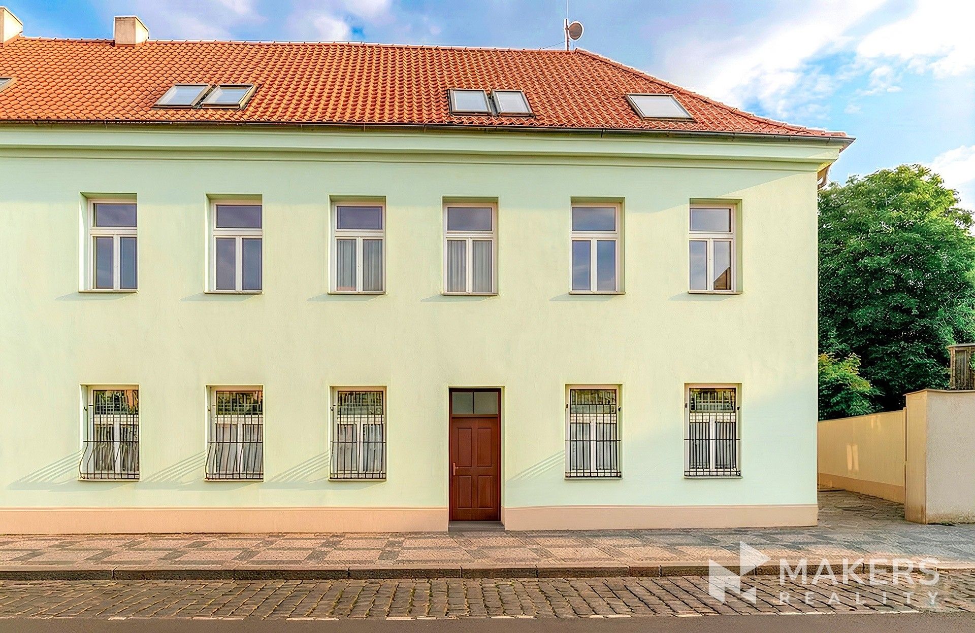 Prodej ubytovací zařízení - Nusle, Praha, 650 m²