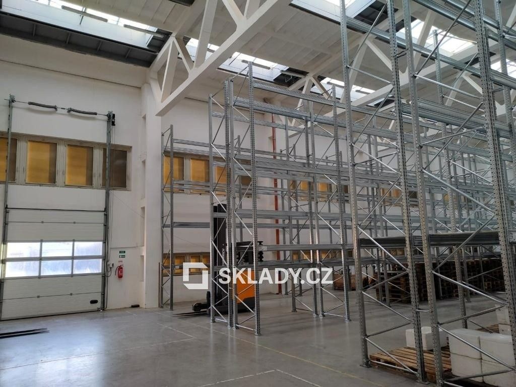 Sklady, Praha Kbely, 1 000 m² - 2