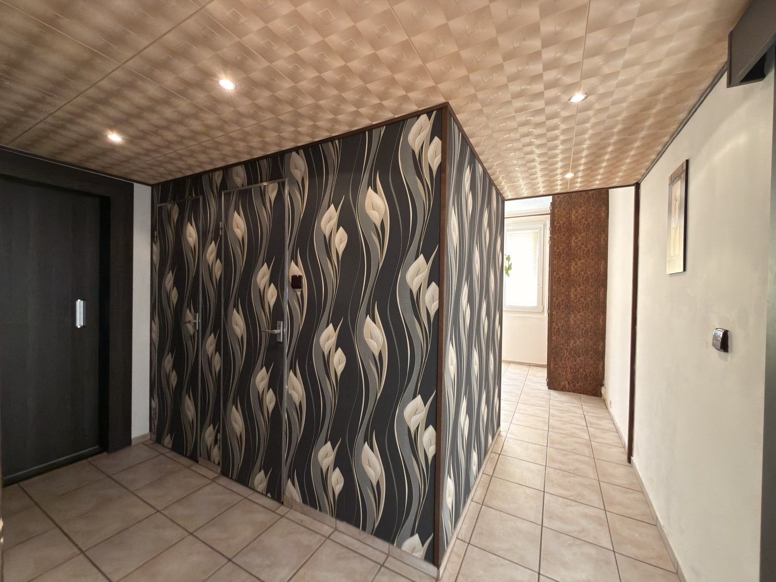 Prodej byt 2+1 - Holešická, Chomutov, 62 m² - 5