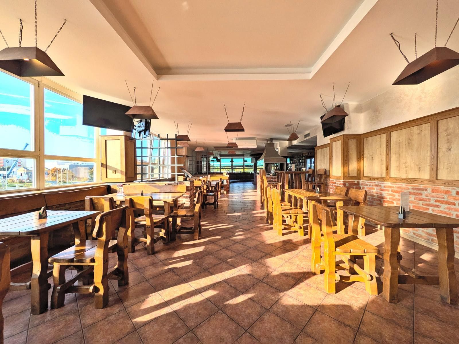 Pronájem restaurace - Kyselova, Praha, 460 m²