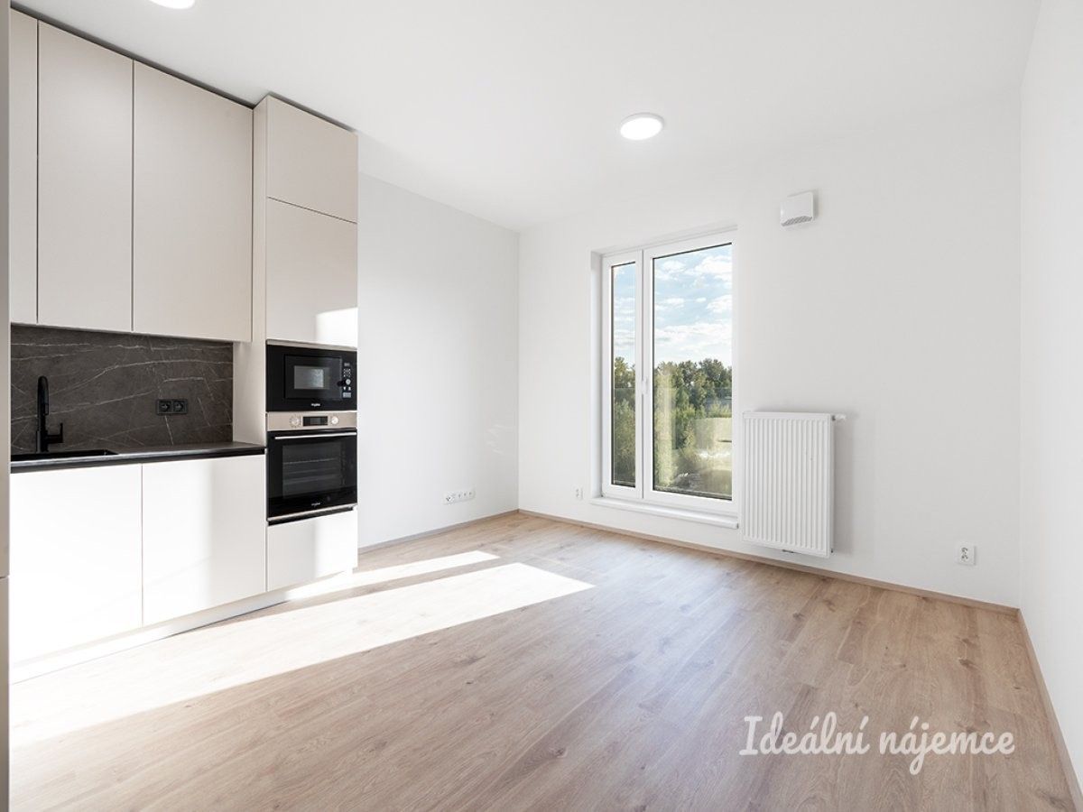 Pronájem byt 3+kk - Augustina Lukeše, Brandýs nad Labem-Stará Boleslav, 64 m² - 5