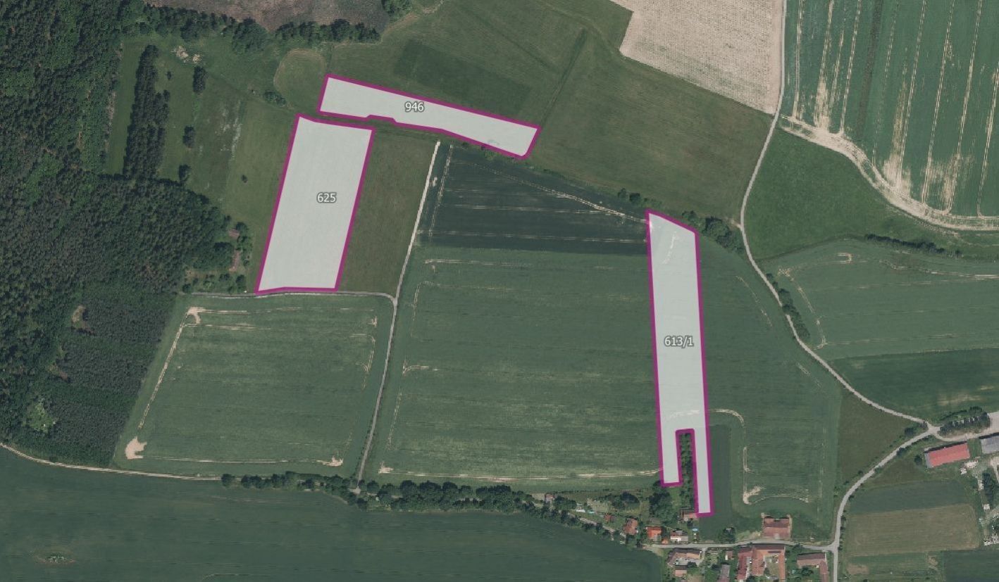 Zemědělský pozemek, 61 363 m²