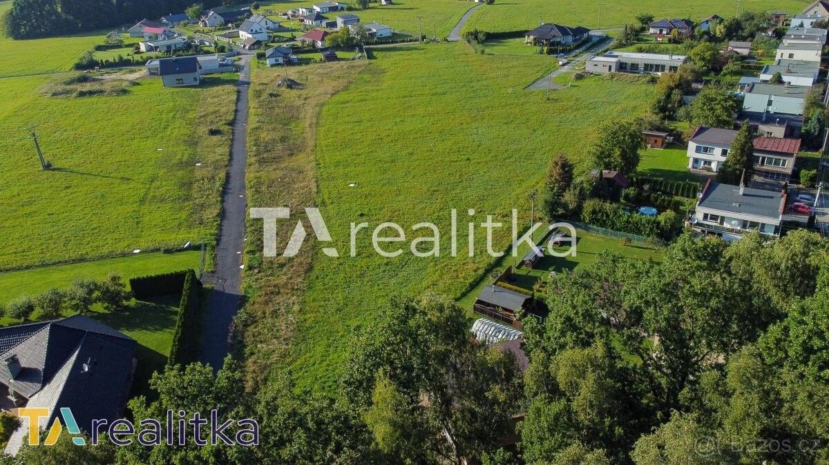 Prodej pozemek pro bydlení - Lučina, 739 39