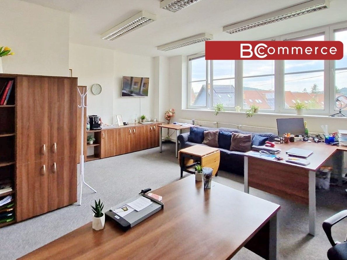 Pronájem kancelář - Komín, Brno, 42 m²