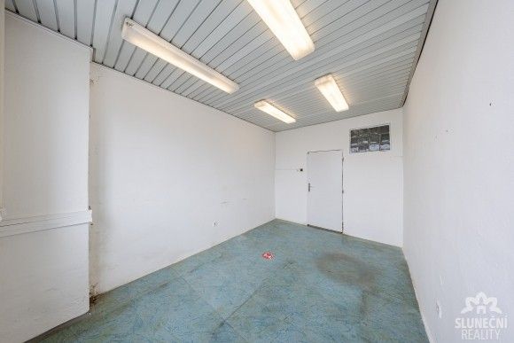 Pronájem kancelář - Uherské Hradiště, 686 01