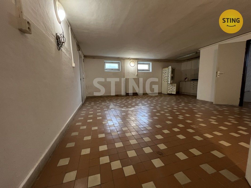 Pronájem výrobní prostory - S. K. Neumanna, Pardubice, 40 m²