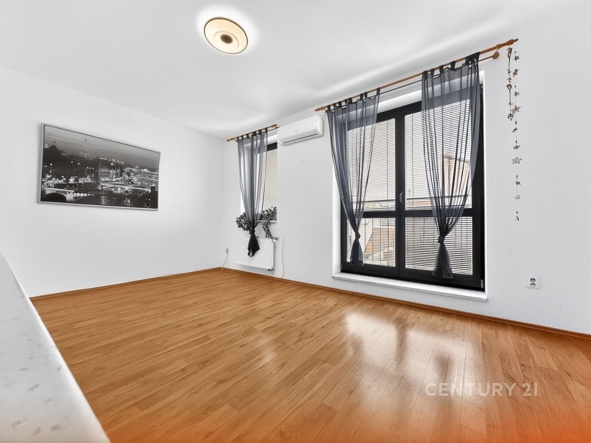 Pronájem byt 1+kk - náměstí Republiky, Brno, 31 m²