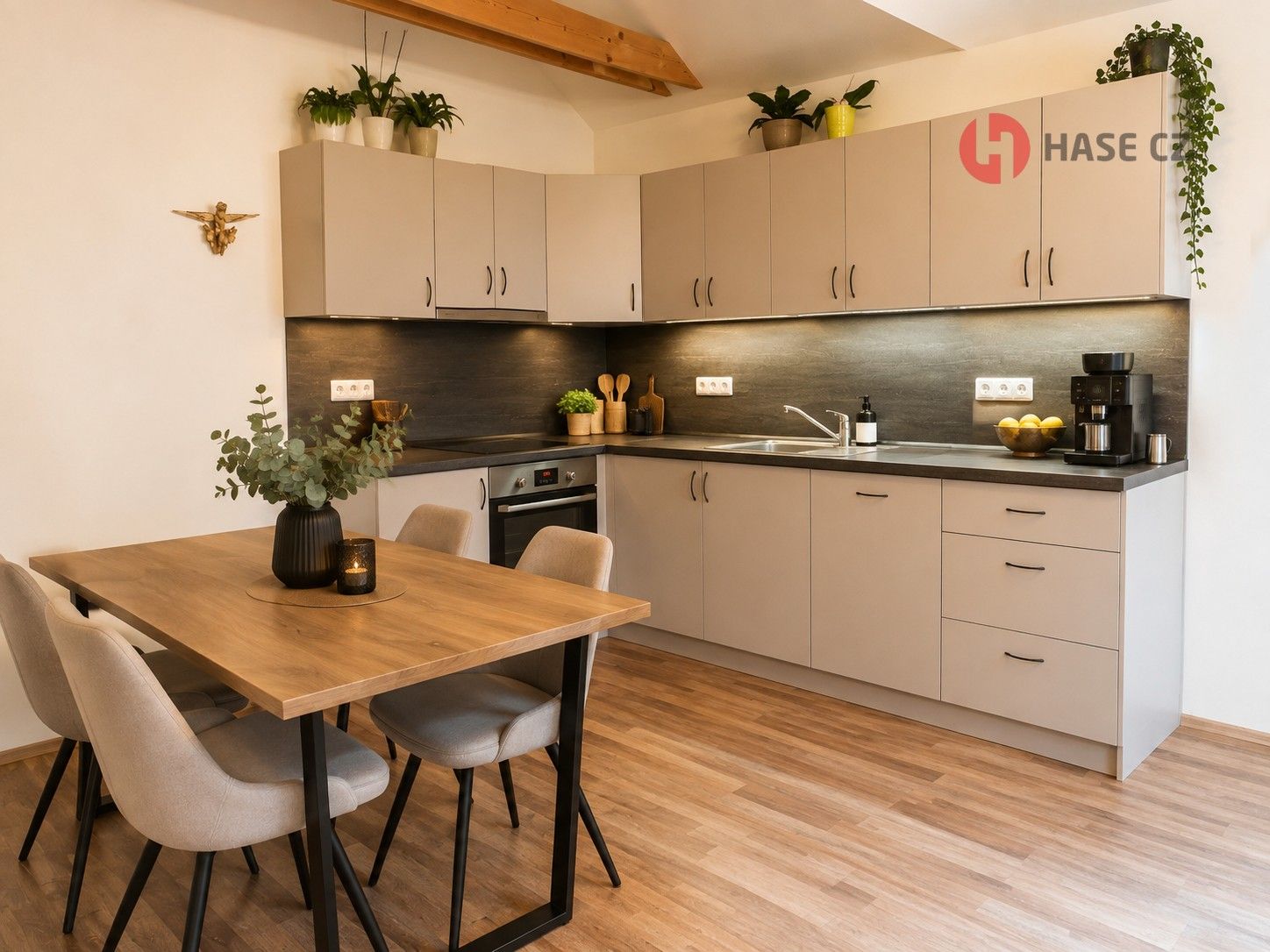 3+kk, Husovo náměstí, Lomnice nad Popelkou, 65 m² - 2