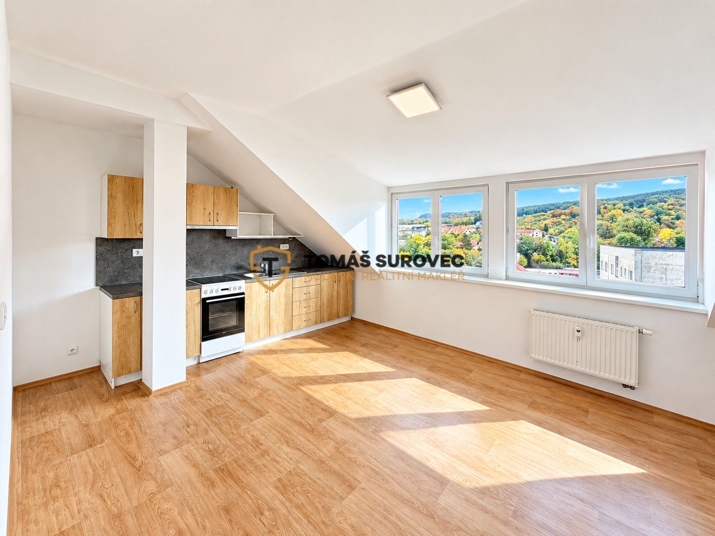 3+kk, Československé armády, Valašské Klobouky, 67 m² - 2