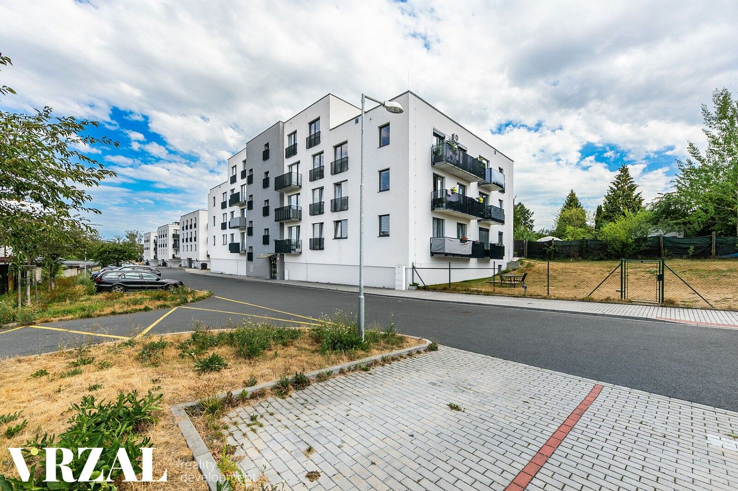 3+kk, Plzeň - Doubravka, okres Plzeň-město, Plzeňský kraj, 87 m² - 1