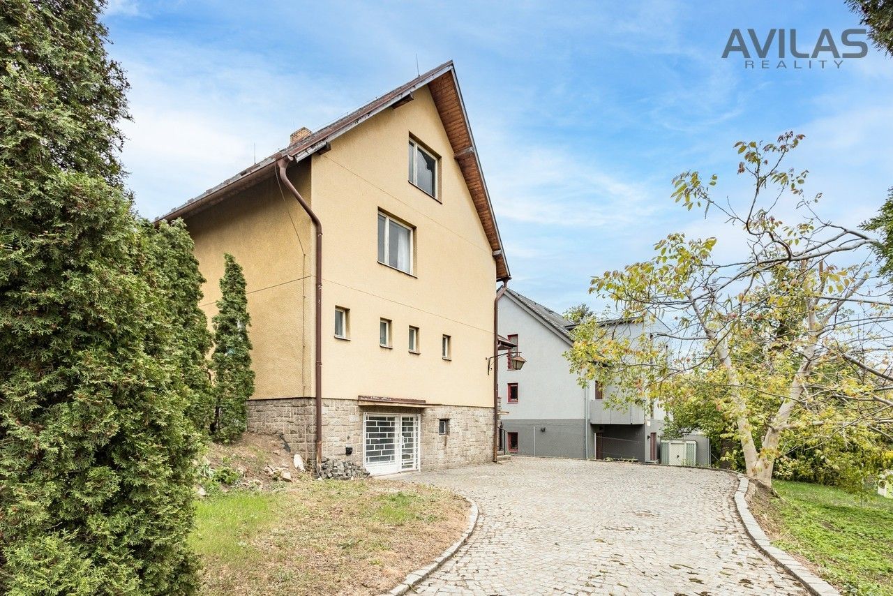 Rodinné domy, V chaloupkách, Praha, 318 m² - 1