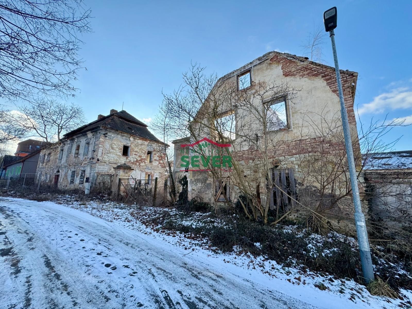 Prodej rodinný dům - Pšov, Podbořany, 300 m²