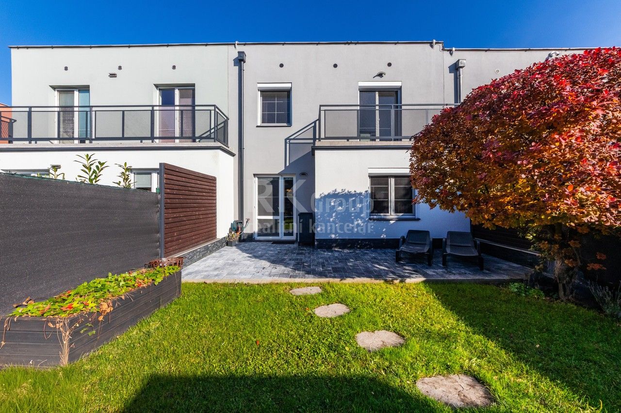 Rodinné domy, Englerova, Praha, 150 m²