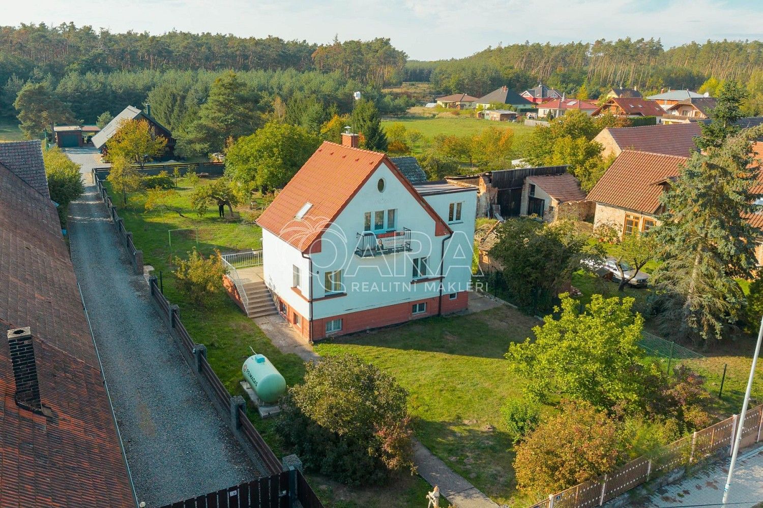 Rodinné domy, Skorkov - Podbrahy, okres Mladá Boleslav, 159 m² - 1