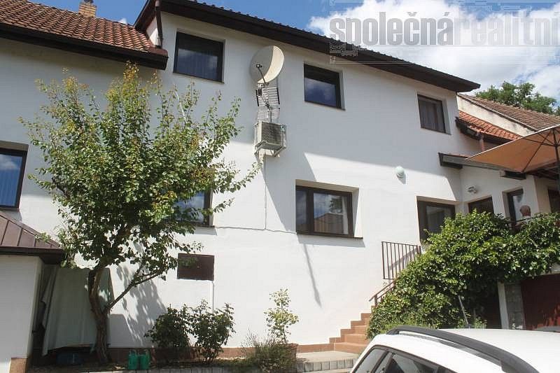 Rodinné domy, Týnec nad Sázavou - Chrást nad Sázavou, okres Benešov, Středočeský kraj, 170 m² - 1