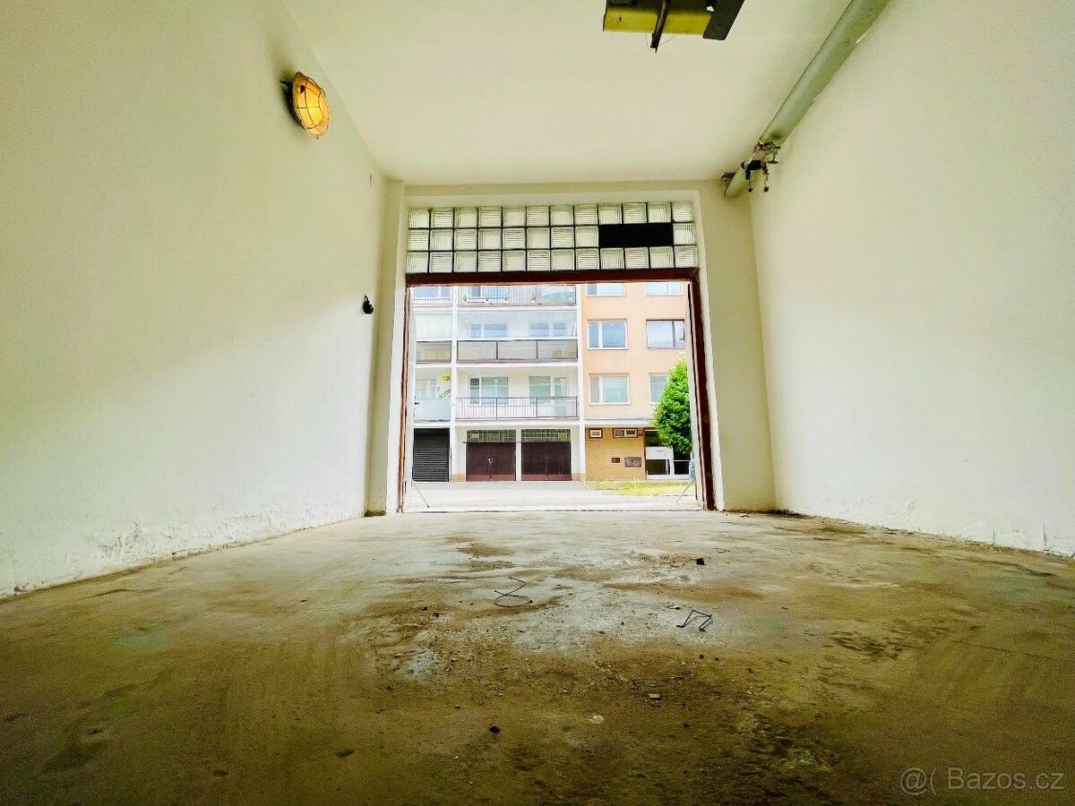 Garáže, Benešov u Prahy, 256 01