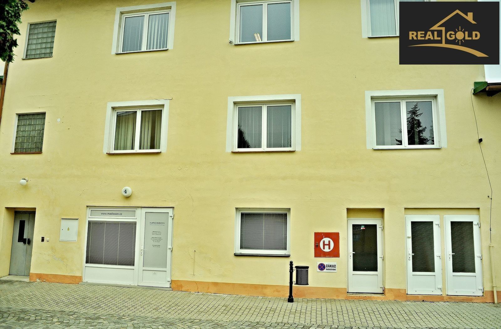 Pronájem obchodní prostory - Kpt. Jaroše, Boskovice, 66 m²