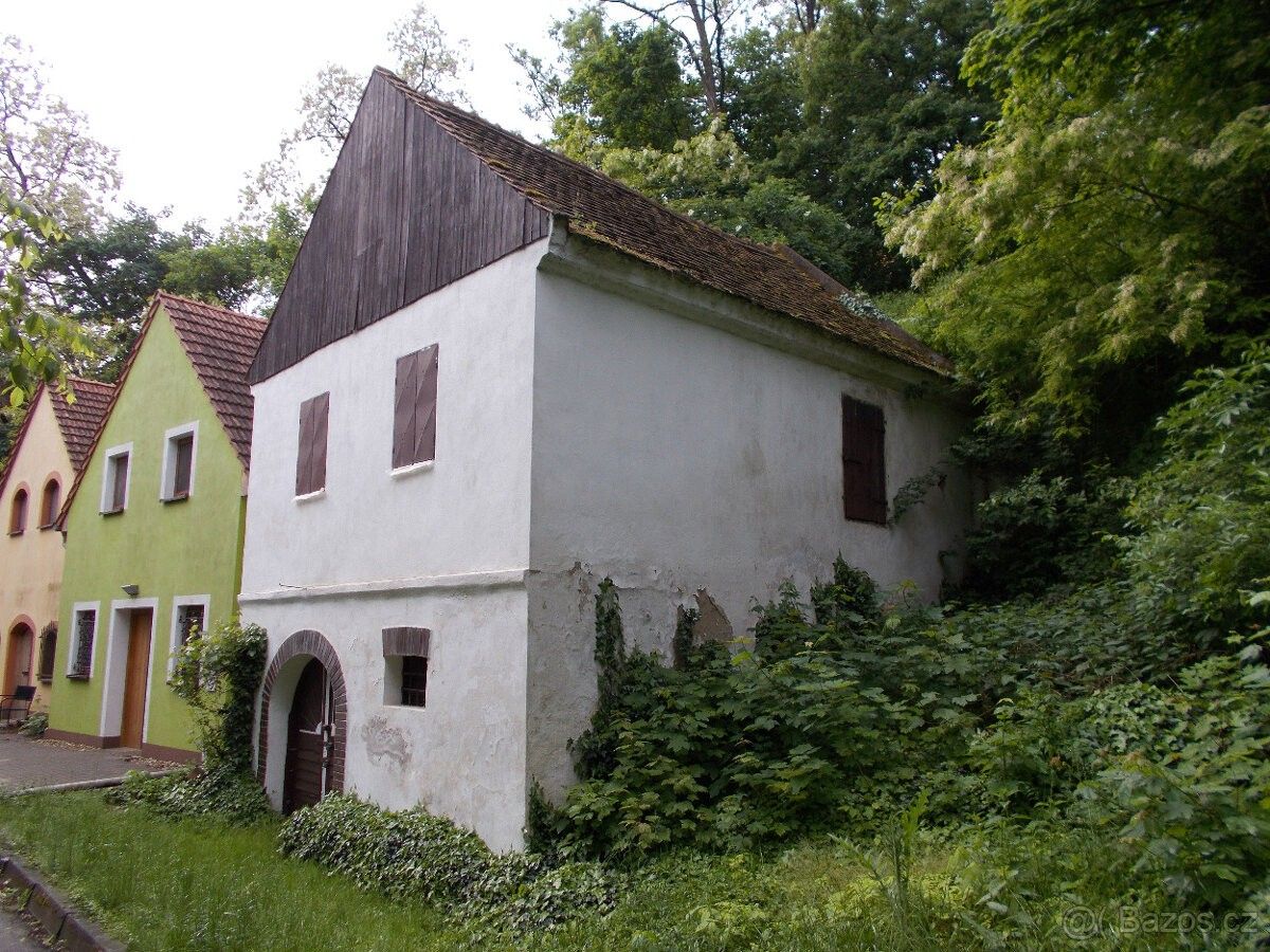 Chaty, Jaroslavice, 671 28