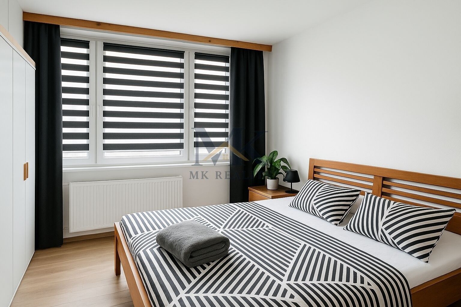 3+1, Sídl. Míru 10, Volary, 65 m² - 1