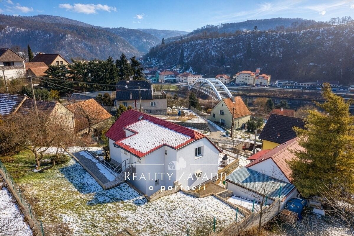 Prodej rodinný dům - Hradištko, 252 09