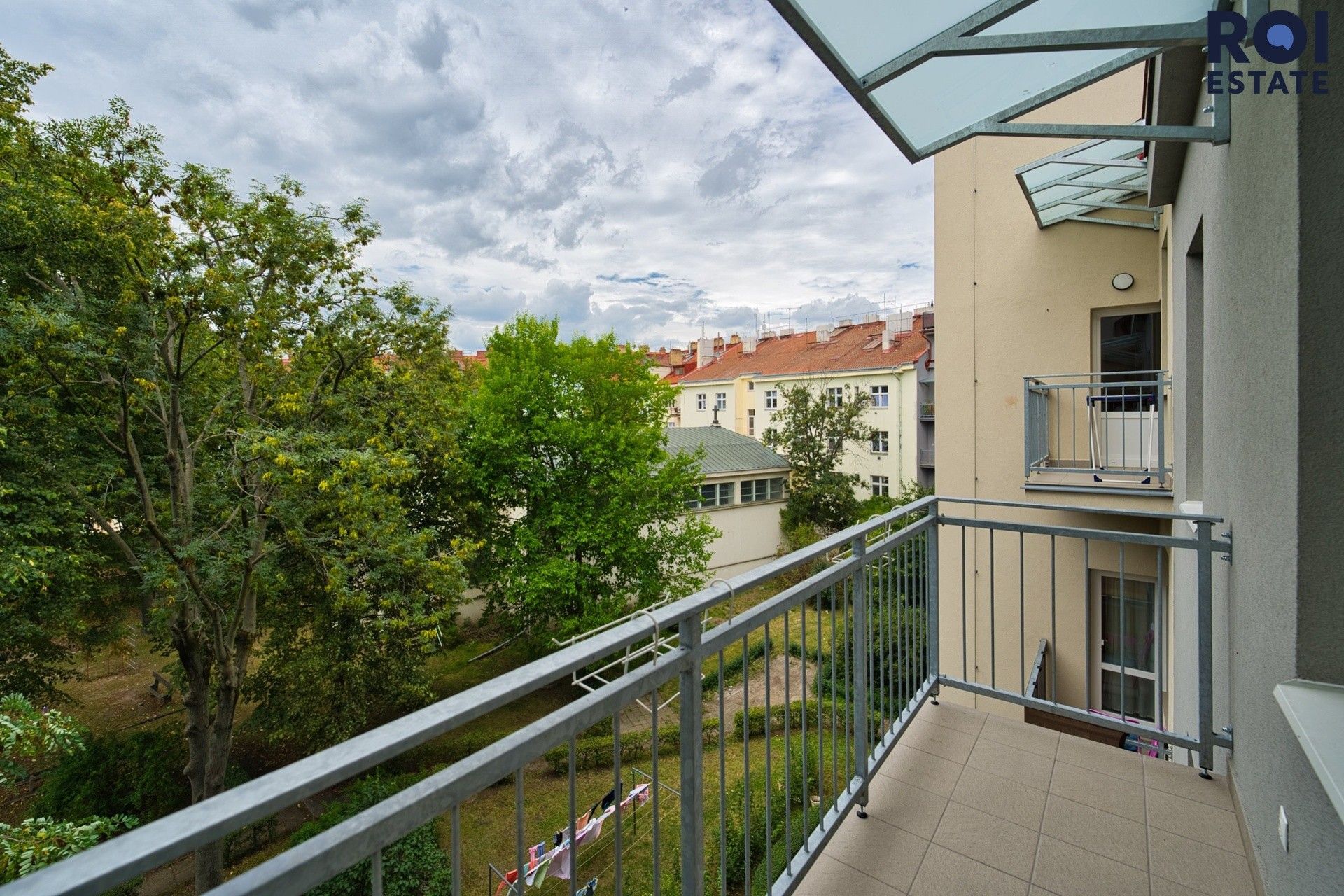 Byt 2+1 · 52 m² · Nemocniční, Praha - 3