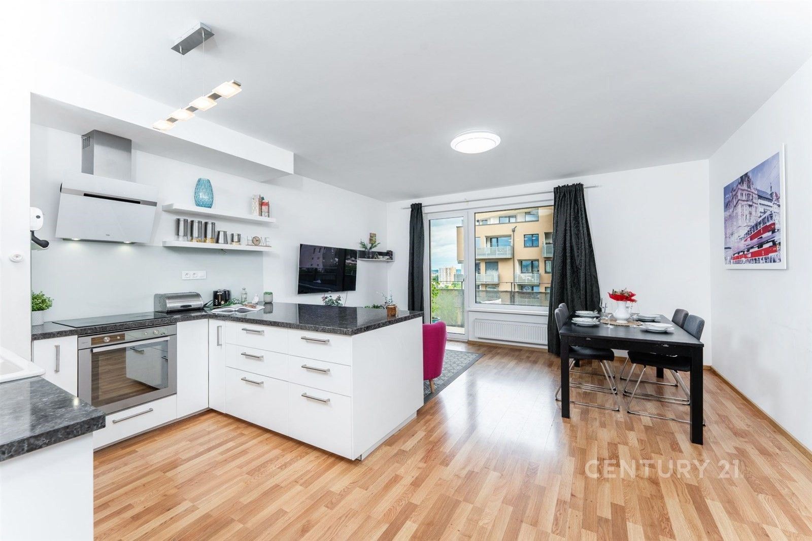 Prodej byt 4+kk - Zvěřinova, Praha, 108 m²