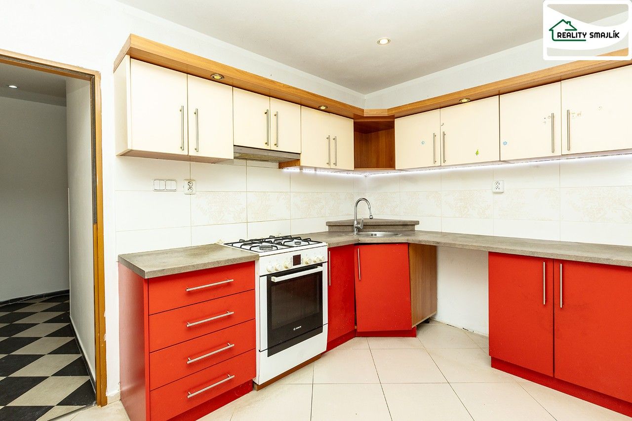 3+1, Dvořákova, Cheb, 74 m²