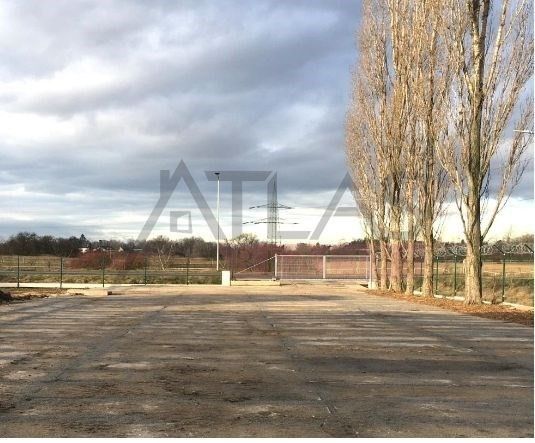 Pronájem sklad - Ve žlíbku, Praha, 650 m²