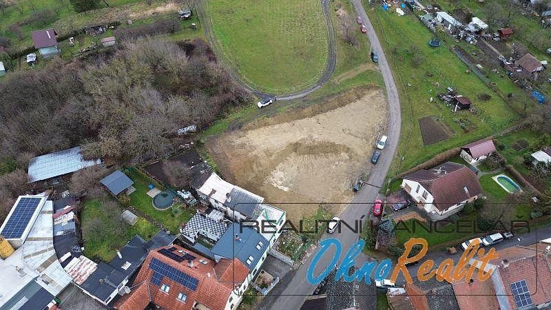 Pozemek pro bydlení, 708 m²