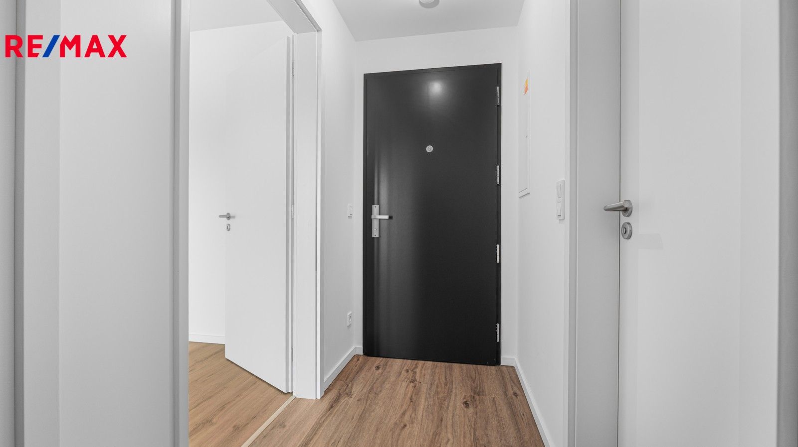 Pronájem byt 2+kk - Ke křížku, Kladno, 51 m²