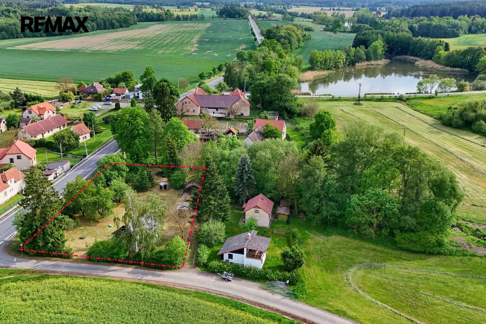 Pozemky pro bydlení, Černíny Předbořice, 1 677 m² - 1