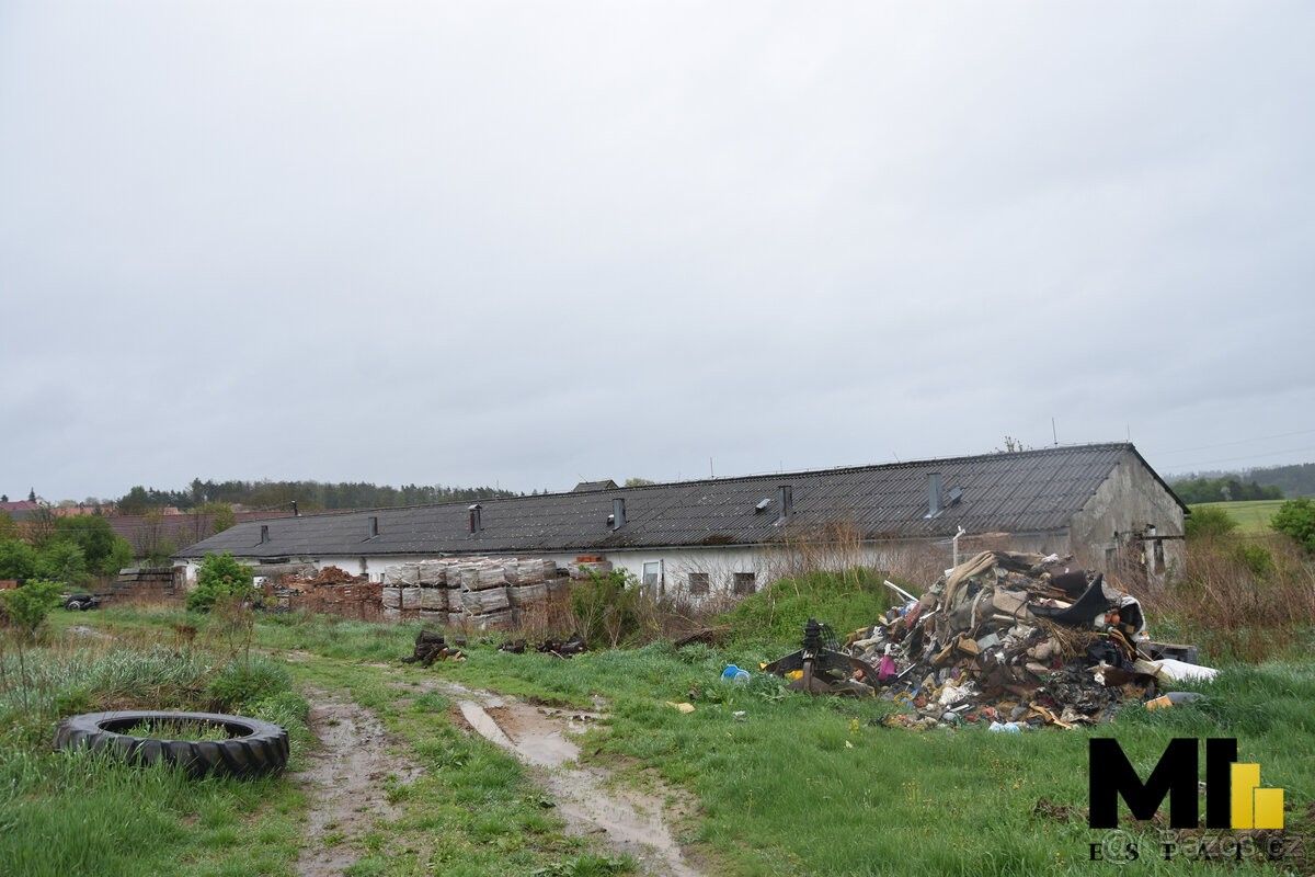 Sklady, Hostim, 671 54