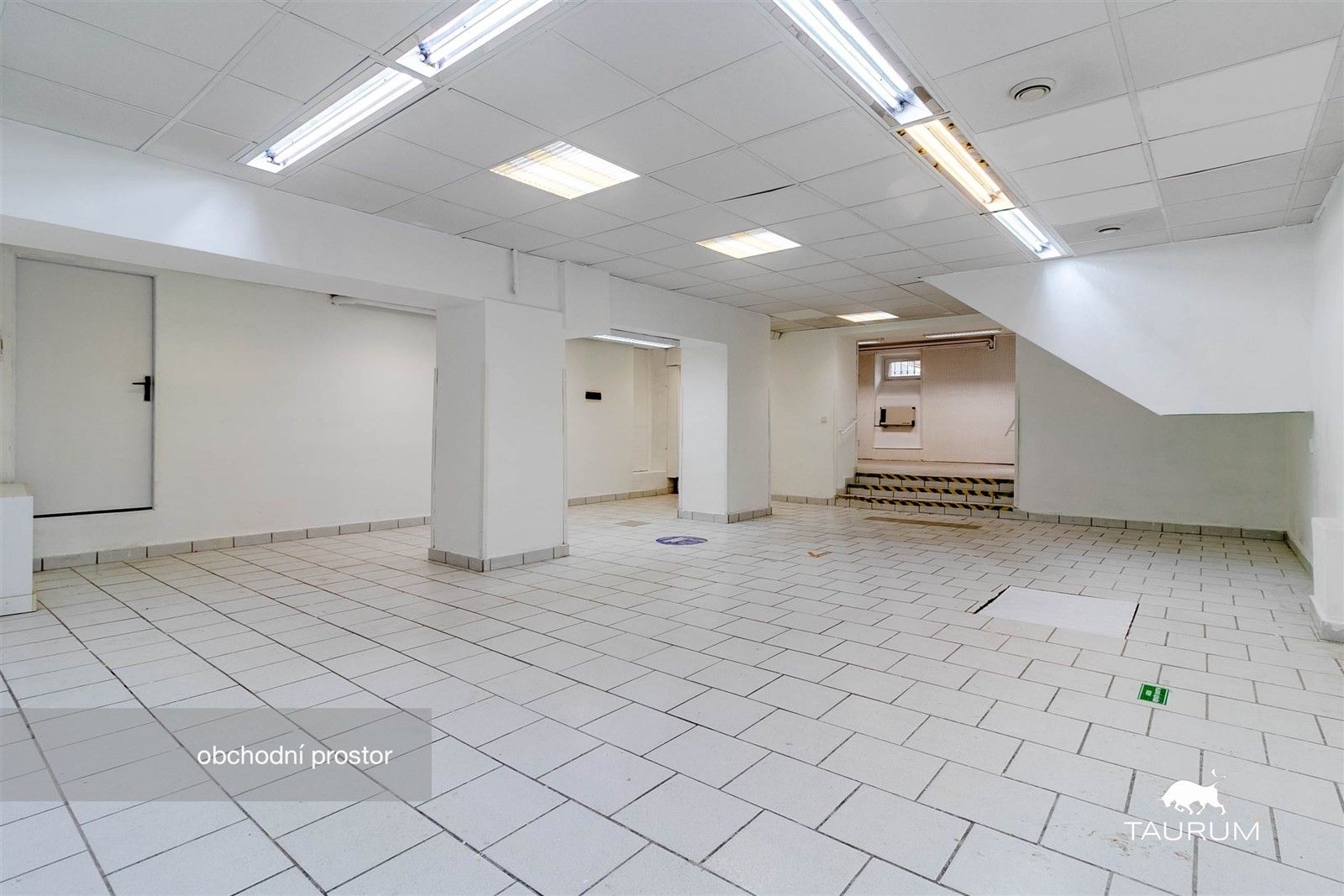 Prodej obchodní prostory - Vítězná, Karlovy Vary, 147 m²