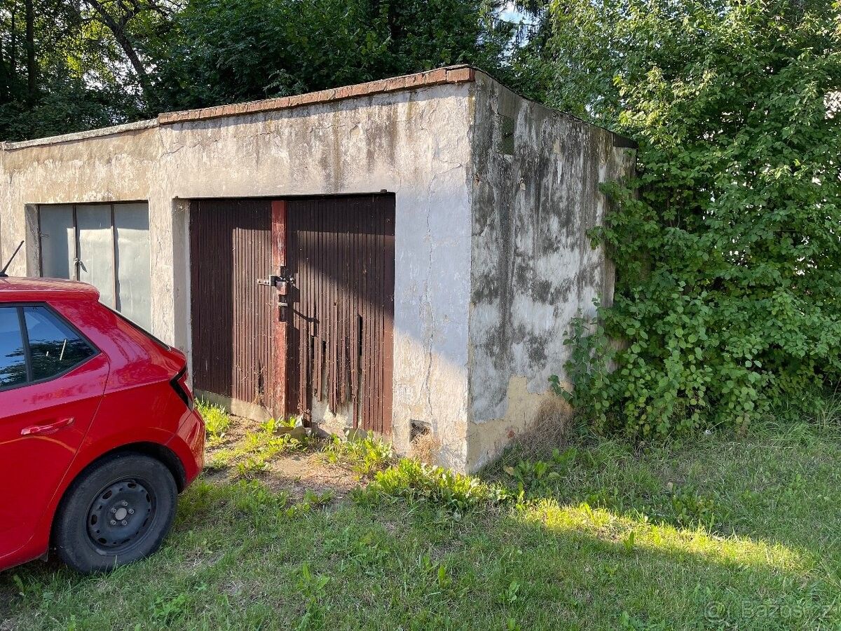 Garáže, Ostrava, 718 00 - 1