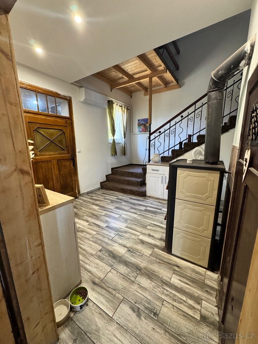 Pronájem byt - Vysoká Pec, 431 59