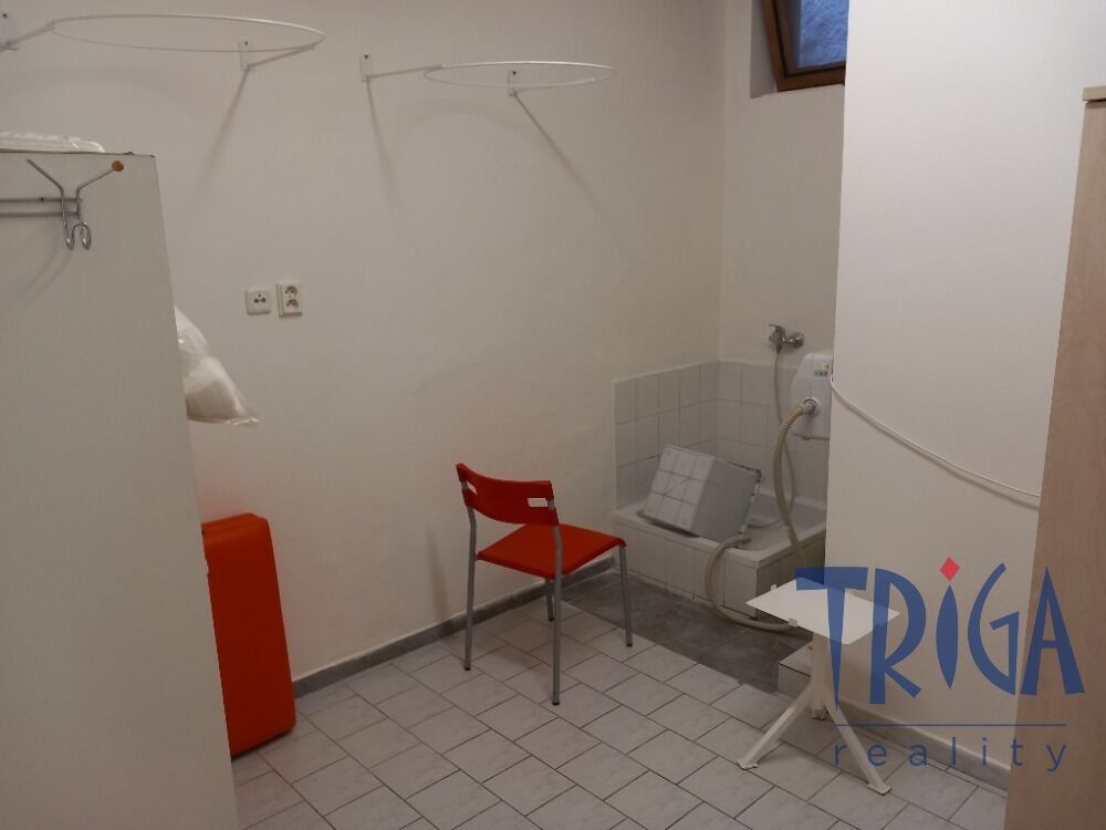 Pronájem komerční - Doktora Reyla, Jaroměř, 92 m²