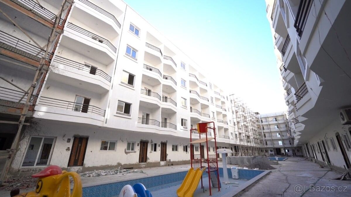 Byty, 987 66, Zahraničí