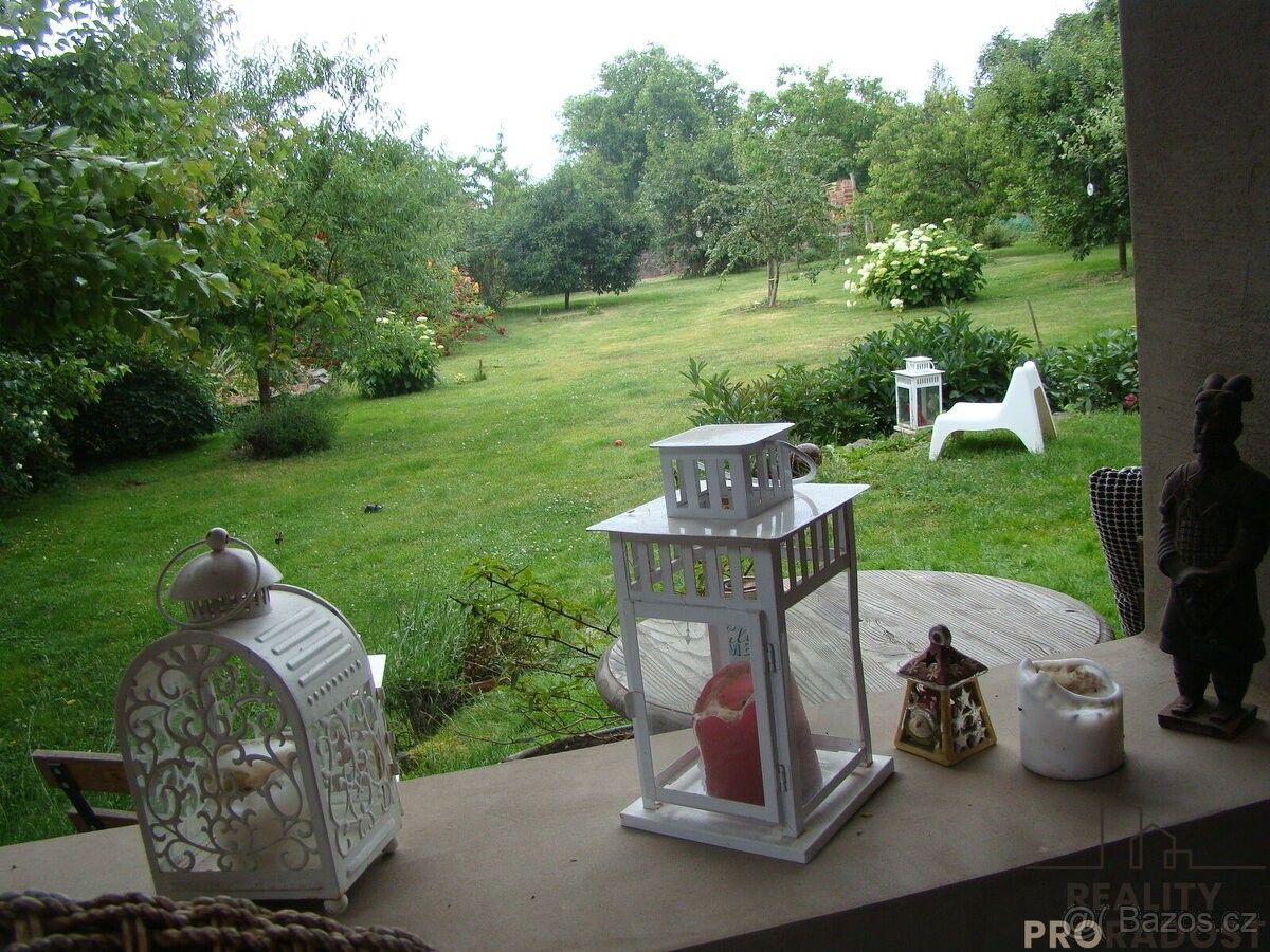 Rodinné domy, Hořesedly, 270 04